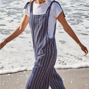 Sundry Jumpsuit Striped Cotton - Size 2 (8-10 us) so comfy & cute! 100% cotton